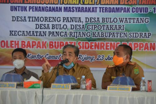 Tujuh Desa Salurkan BLT-DD Tahap 3, Begini Pesan Bupati Sidrap