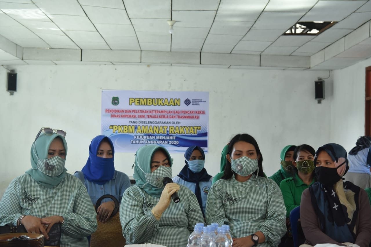 Tp Pkk Sidrap Salurkan Bantuan Untuk Warga Terdampak Banjir Di Tiga Lokasi