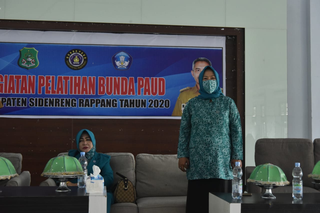 Bunda Paud Mulyani Dollah Buka Pelatihan Paud Tingkat Kabupaten Sidrap