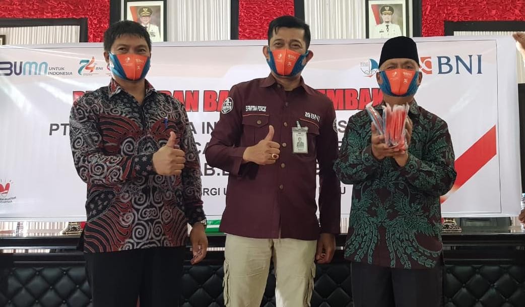 Bupati Terima Bantuan Sembako dari BNI untuk Masyarakat Enrekang