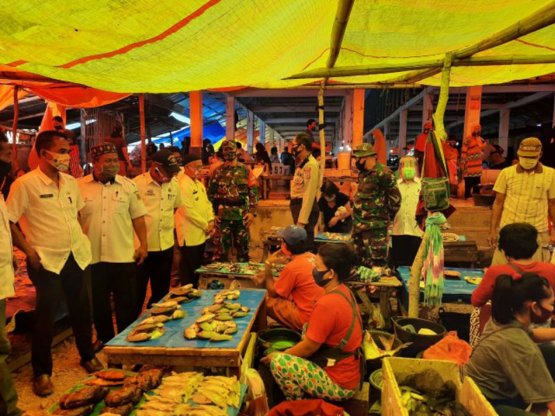 TNI-Polri dan Pemerintah Aktif Berikan Himbauan Prokes di Panca Lautang