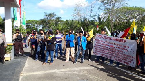 Aksi Unjuk Rasa PMII Aman Berkat Pengawalan 78 Personil Polres Pangkep