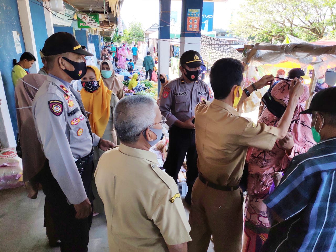 Kedapatan Langgar Aturan, Puluhan Warga Di Wilayah Dua Pitue Sidrap Diberikan Teguran