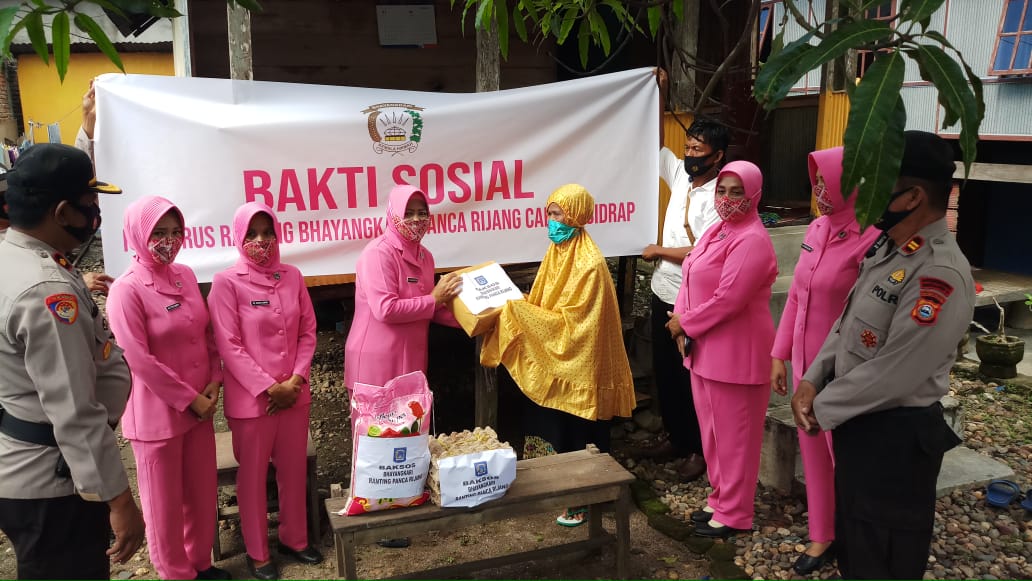 Giat Baksos Warnai Peringatan HKGB ke-68 di Polsek Panca Rijang