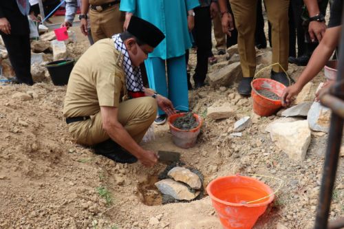 Bupati Barru Peletakan Batu Pertama Gedung Tahfidz dan Mushalla di Lempang Tanete Riaja