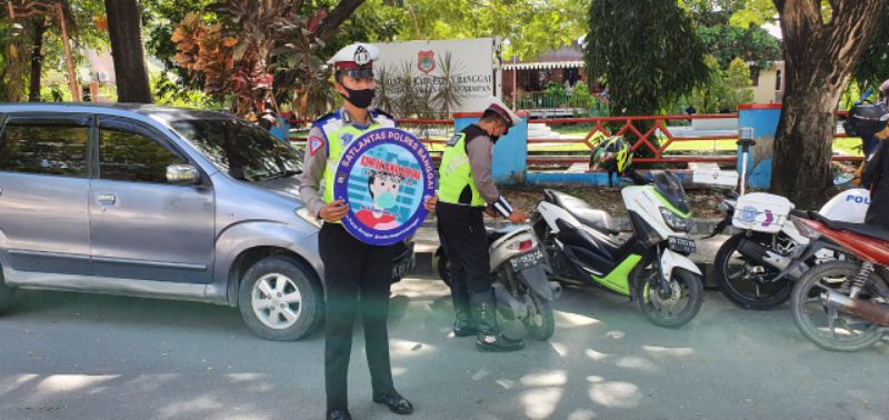 Gelar Pendisiplinan Protokol Kesehatan, Satlantas Polres Banggai Tegur Pengguna Jalan Tak Pakai Masker