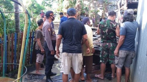 Tempat Tinggal Dilalap Sijago Merah, Pemilik Rumah Nyaris Tewas Terpanggang