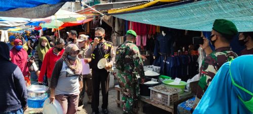 Operasi Yustisi Digiatkan. Tripika Makassar Sasar Pasar Tradisional, Polres Luwu Timur Edukasi Masyarakat