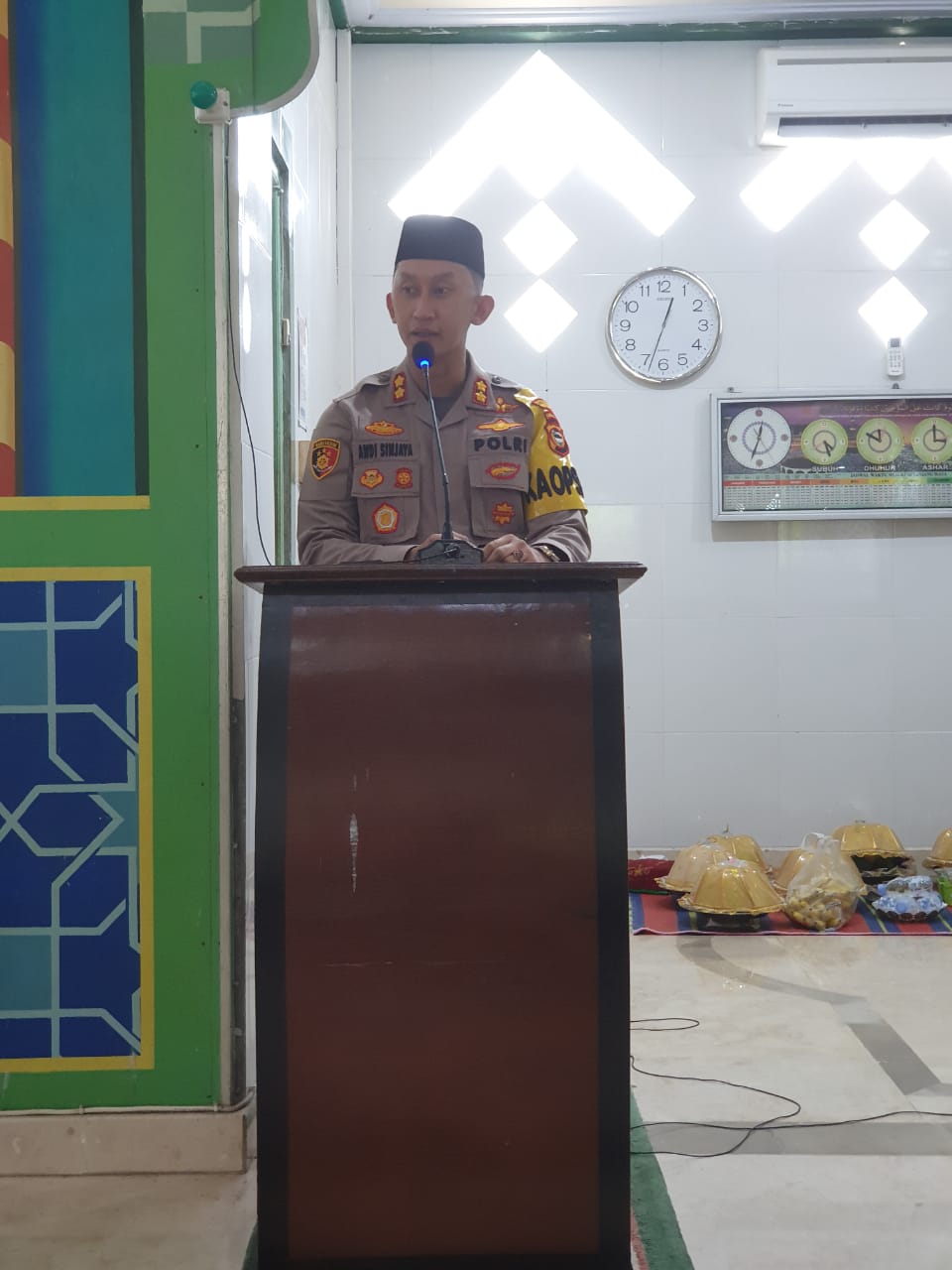 Safari Sholat Jumat, Kapolres Enrekang Berikan Himbauan Kamtibmas