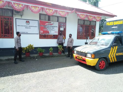 Patroli Rutin Polsek Toili Sasar Kantor PPK dan Panwascam Serta Posko Pemenangan Paslon