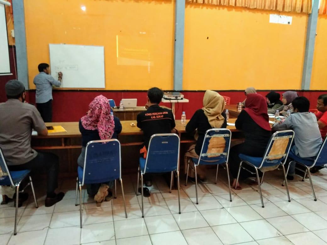 KPU Sidrap Gelar Pelatihan Jurnalis dan Desain Grafis