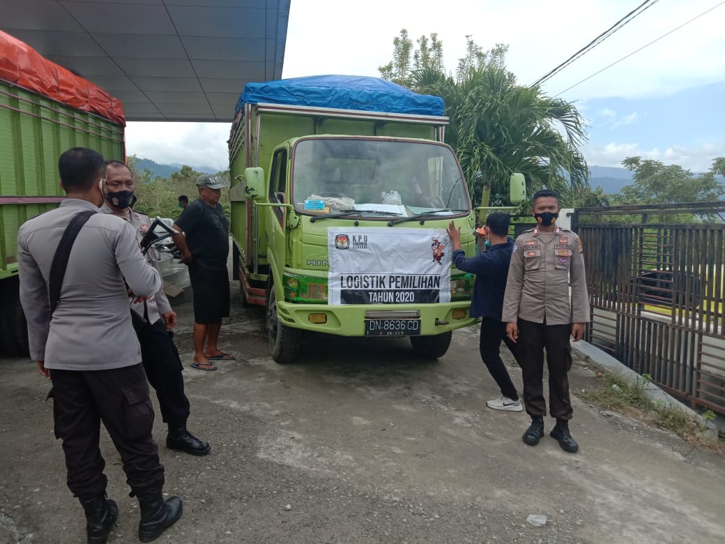 Pendistribusian Logistik Pilkada ke PPK Dikawal Ketat Polres Banggai