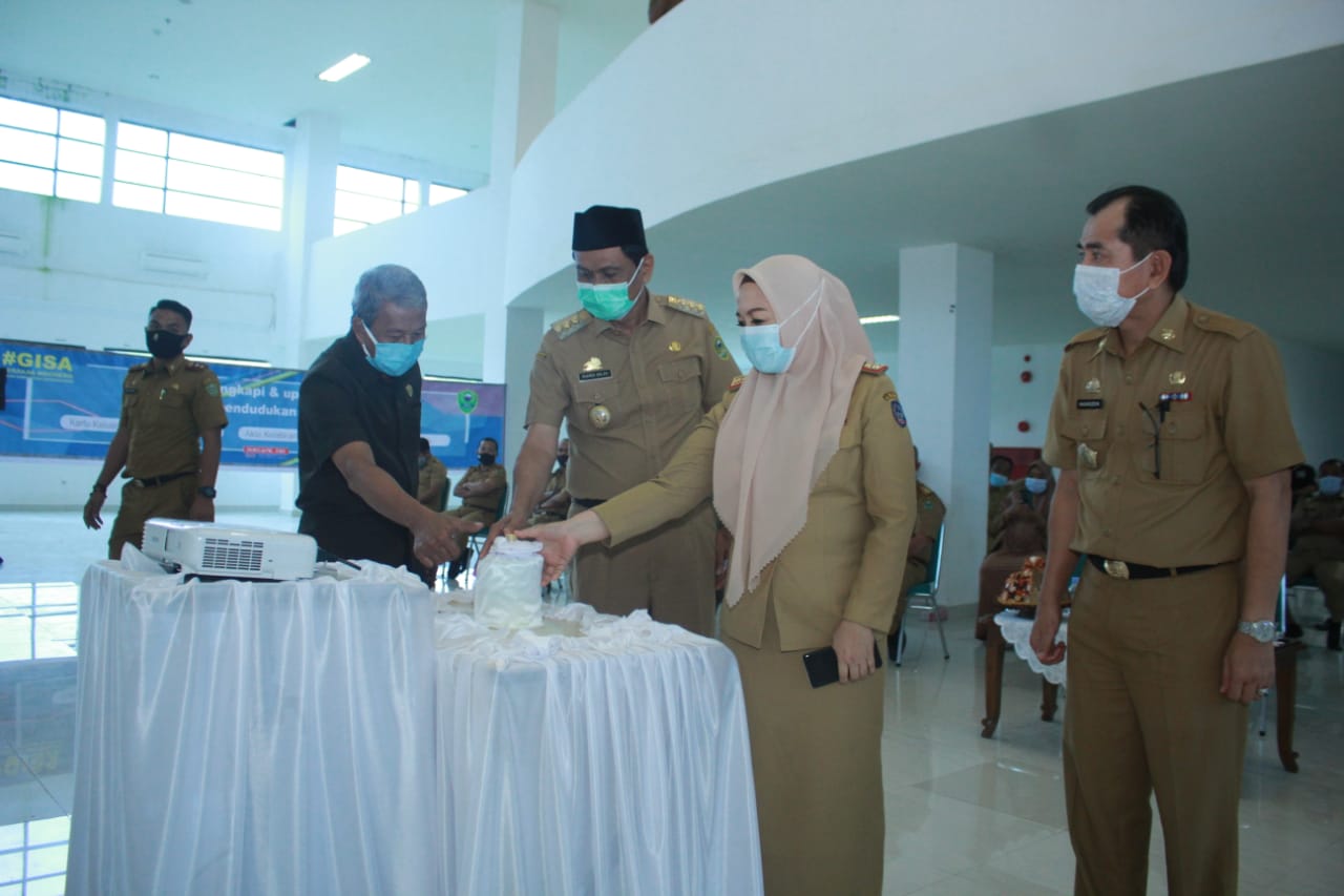 Bupati Barru Launching Program Inovasi 7311 Disdukcapil Membahagiakan Masyarakat