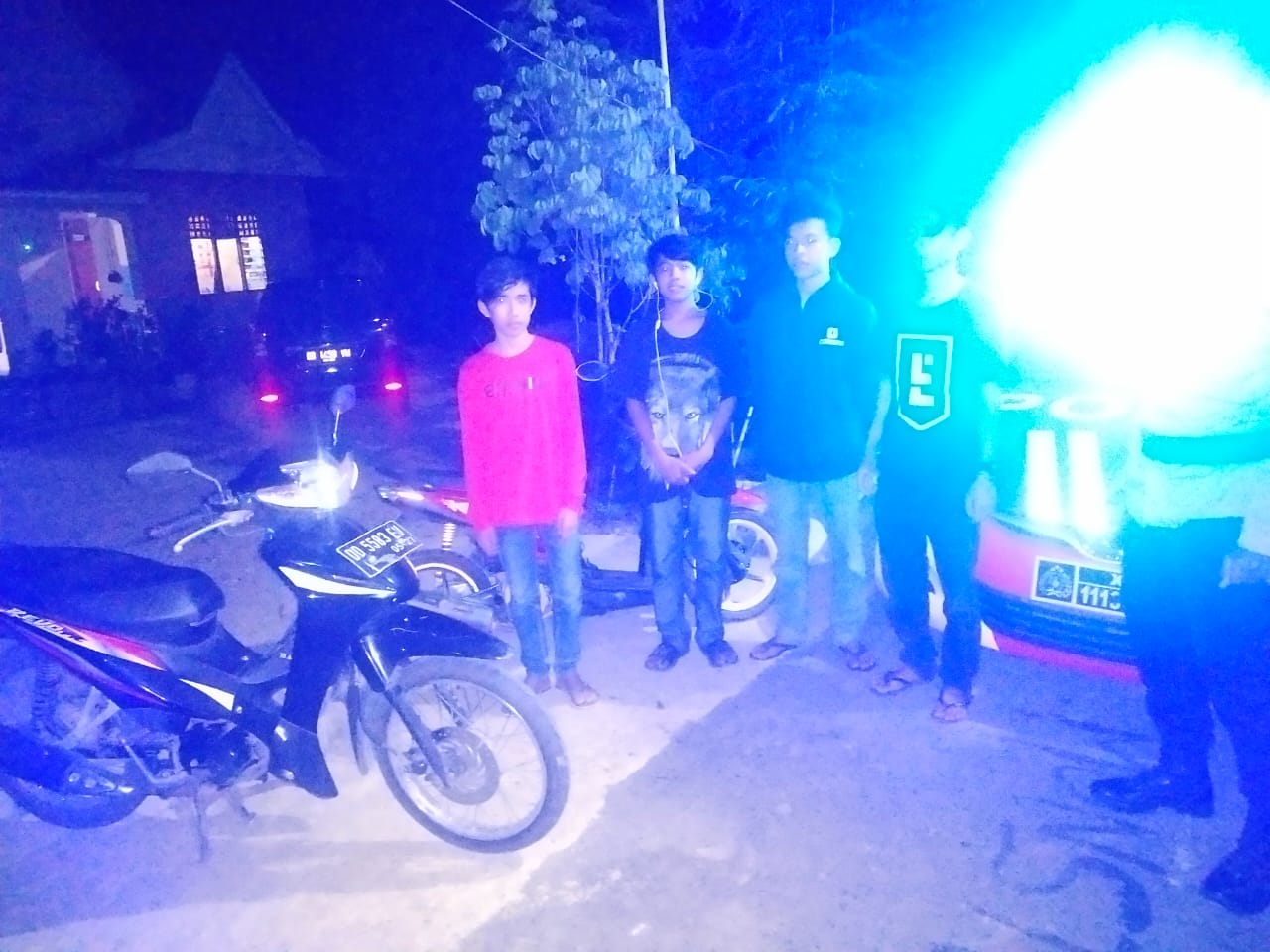 Awal Tahun 2021, Personil Polsek Ballocci Tingkatkan Patroli Blue Light