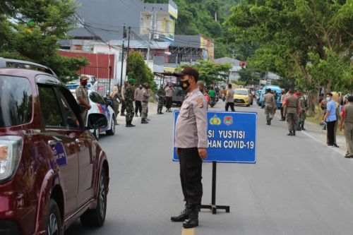 Tingkatkan Operasi Yustisi, Kabag Ops Polres Banggai Harap Peran Aktif Masyarakat Patuhi Prokes