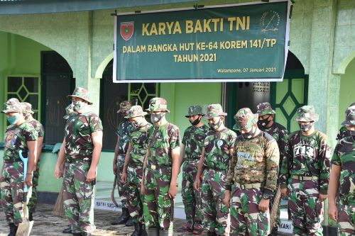 Kodim 1407 Bersama Balakorem 141 Toddopuli Gelar Karya Bakti TNI