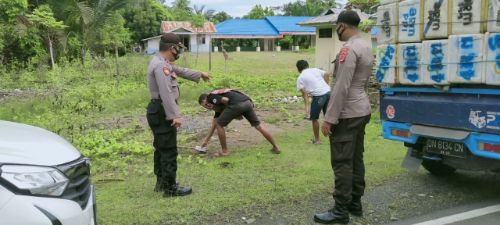 Personil Polsek Pagimana Banggai Ajak Anggota LLAJR Operasi Yustisi Bareng-bareng