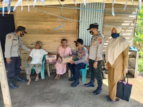 Polisi di Batui Peduli Dhuafa, Ikhlas Sisihkan Gaji Demi Bantu Warga Berekonomi Lemah