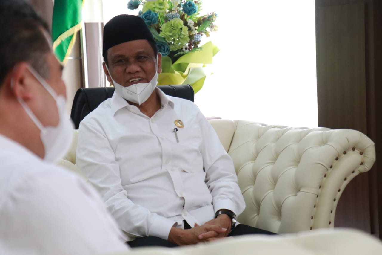 Lewat Zakat Basnaz, Seluruh Imam Masjid Se-Kabupaten Barru Terlindungi BPJS Ketenagakerjaan