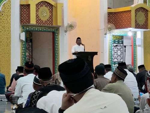 Didaulat Penceramah Di Masjid Agung, H.Syahar Alrif Komitmen Besarkan Rumah Tahfidz Al-Quran Sidrap