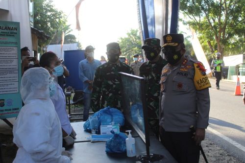 Ops Ketupat Toba 2021 Polda Sumut Berakhir, Penyekatan dan Periksa Swab Antigen Tetap Jalan