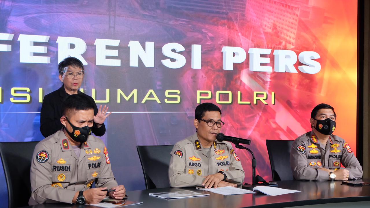 Berkas Kasus Dugaan Suap Bupati Nganjuk di Limpahkan Mabes Polri