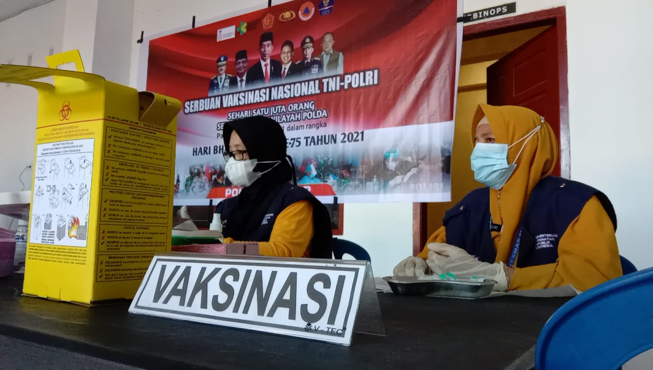 Polres Bersama Pemkab Sidrap Gelar Vaksinasi Covid-19 Massal