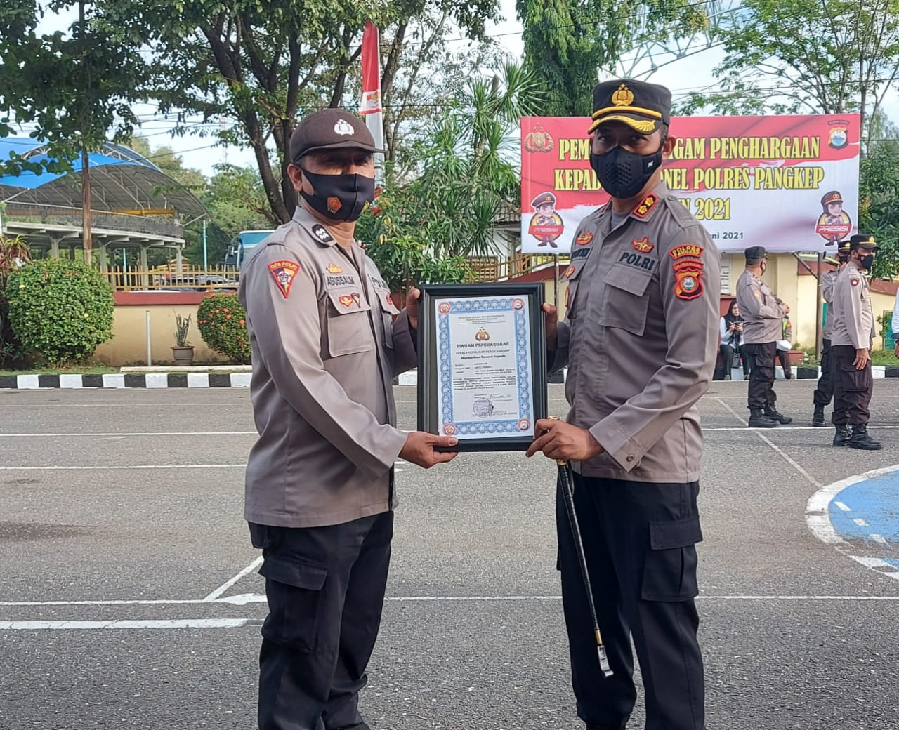 Sukses Bawa Nama Polres Pangkep Lima Besar di Polda, Aiptu Agussalim Raih Reward