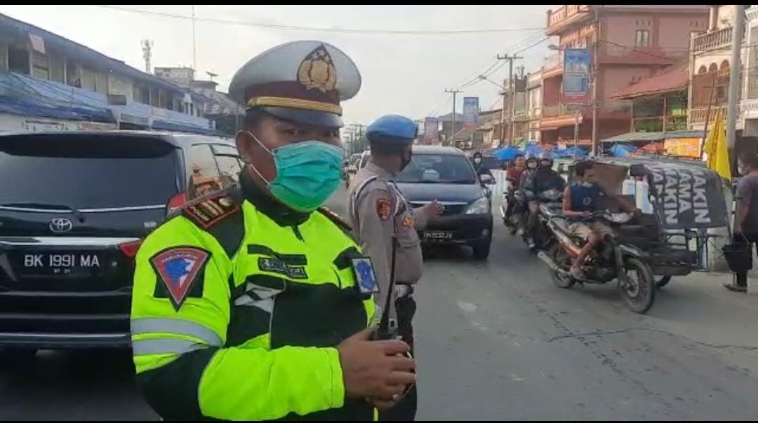 Amankan Jalur Medan-Berastagi, Karoops : Poldasu terjunkan Tim Pengurai Setiap Weekend