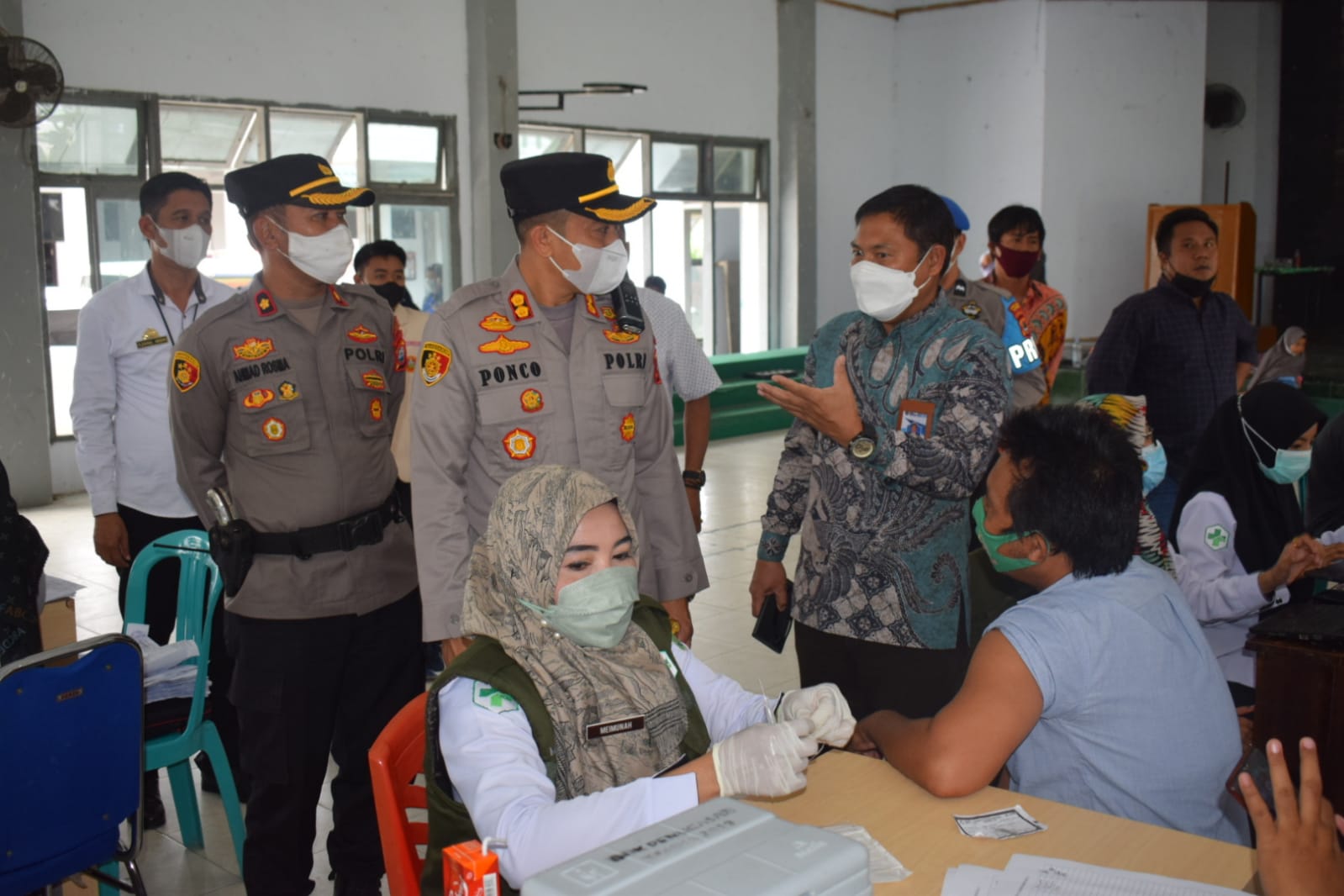 Pastikan Berjalan Baik, Kapolres Tinjau Pelaksanaan Vaksinasi Di Universitas Muhammadiyah Sidrap