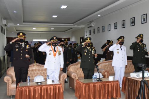 Bersama Forkopimda Bone, Danrem 141 Toddopuli Ikut Upacara Virtual HUT TNI Ke-76