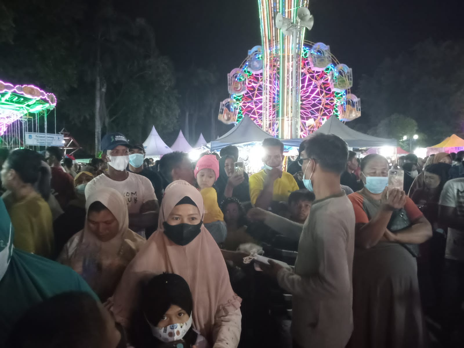 Sambut Harlah Kabupaten Sidrap, Kadin Hadirkan Pasar Rakyat Murah dengan Prokes Ketat