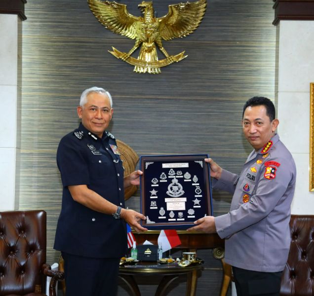 Kepala Kepolisian RI-Malaysia Komitmen Bahas PMI Ilegal hingga Penanganan Covid-19