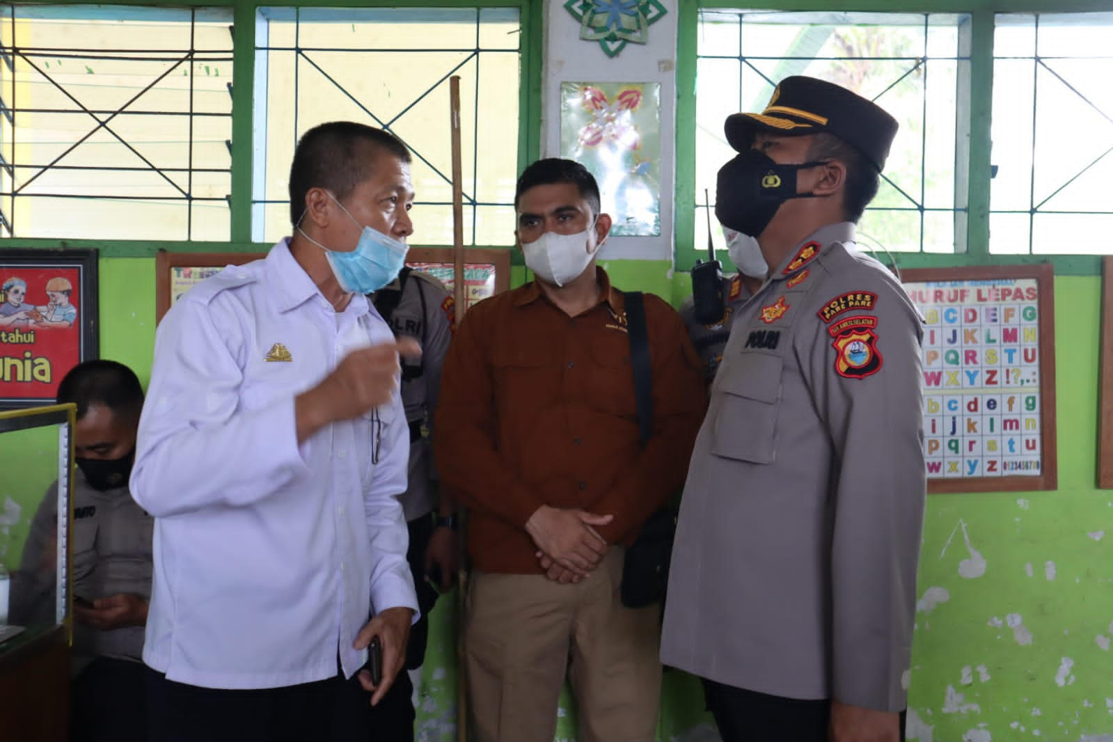 Pastikan Berjalan Baik, Kapolres Parepare Pantau Vaksinasi Anak-anak