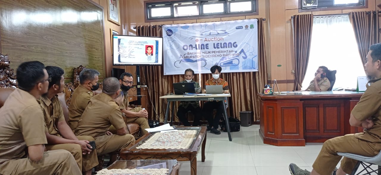 Diawasi KPKNL Parepare, BKAD Sidrap Lelang Online 28 Kendaraan Dinas