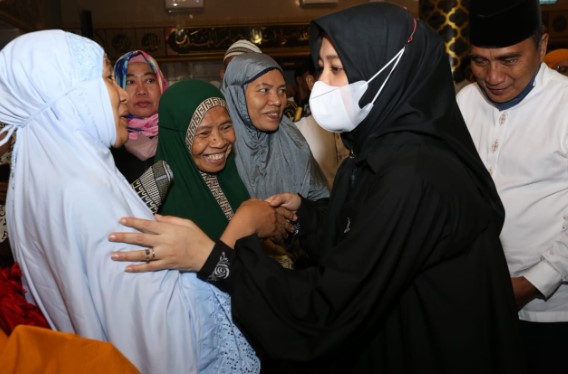 Jelang Hari Raya Idul Fitri, Wawali Fatmawati Rusdi Ingatkan Warga Bayar Zakat