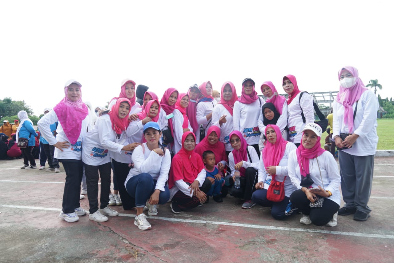 Fun Walk Warnai Peringatan HUT ke-72 IGTKI di Kabupaten Sidrap