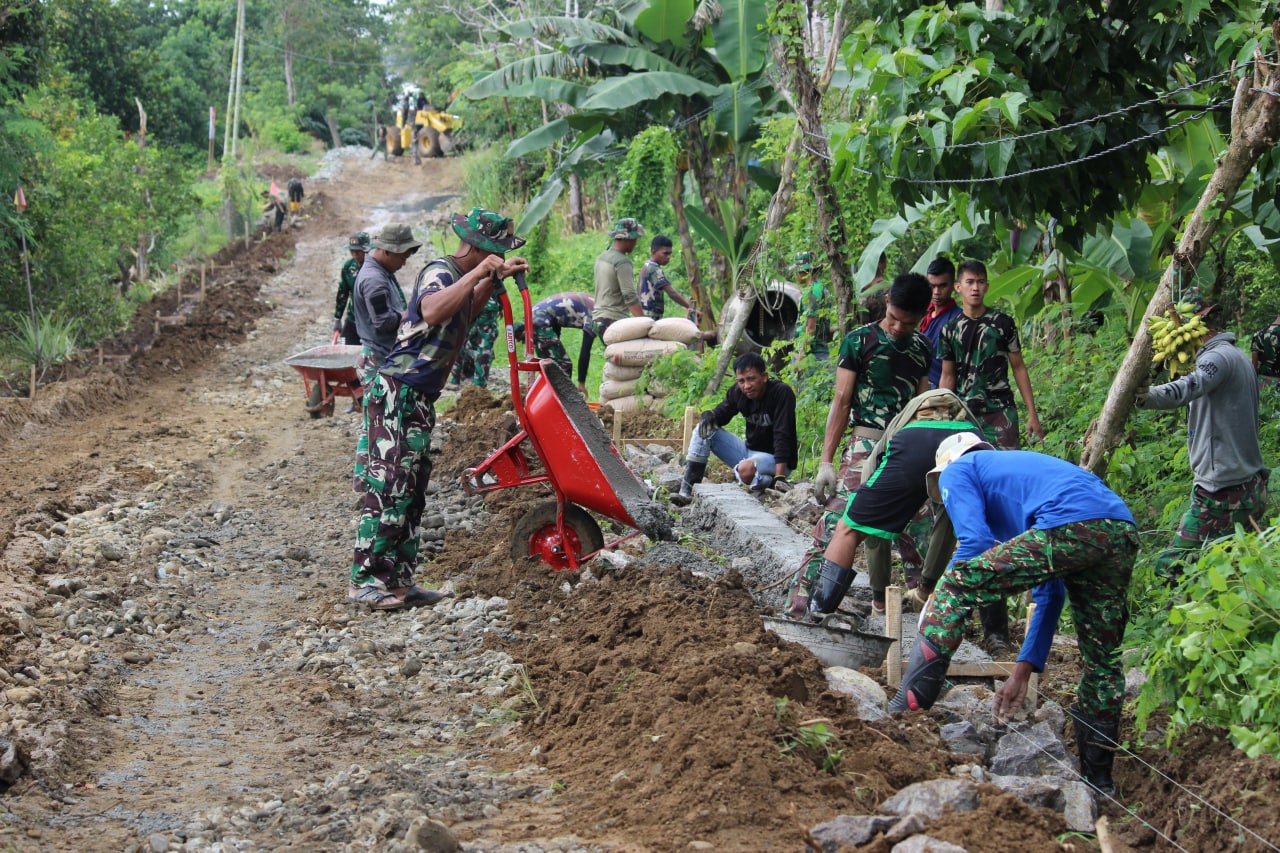 Sinergitas Tanpa Batas Jadi Sumber Semangat & Kekuatan di TMMD ke 13 Kodim 1406