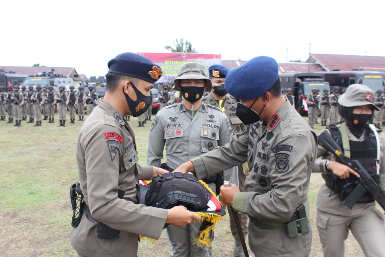 Dansat Brimob Polda Sulsel Pimpin Upacara Pembukaan Pelatihan Brimob Bintara di Parepare