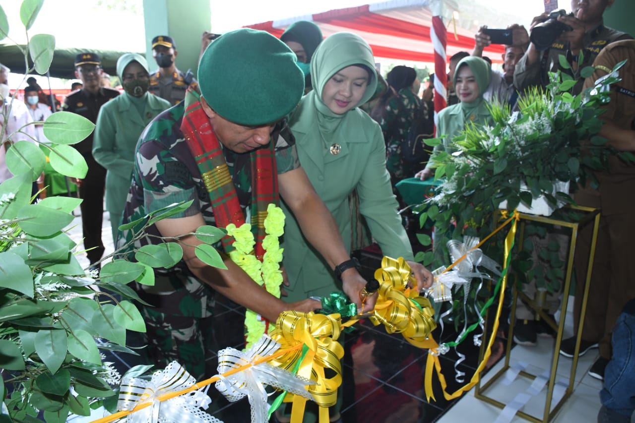 Didampingi Danrem 141, Pangdam XIV Hasanuddin Resmikan Pos Ramil Lansirang Kodim 1404 Pinrang