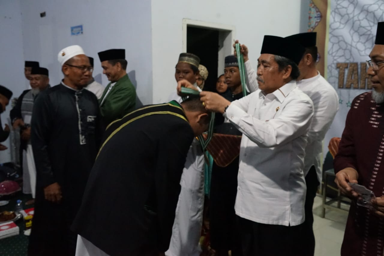 Wisuda 14 Hafidz Quran 30 Juz Nurul Asykar, Bupati Sidrap: Pertahankan Bacaannya