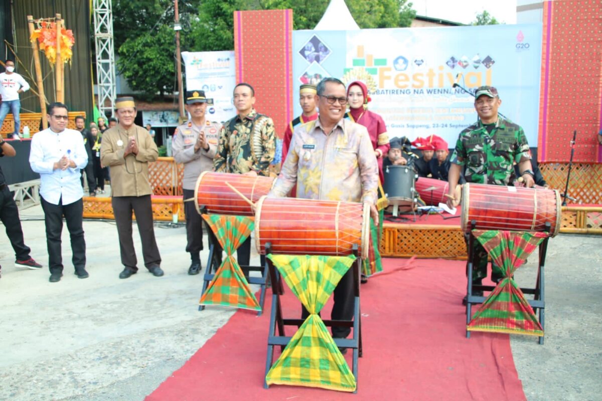 Komunitas Pekerja Seni Kreatif Gelar Festival Abbatireng’ na Wennang Sabbe