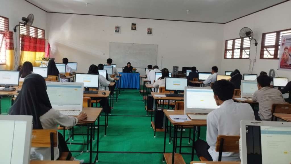 152 Peserta Panwaslu Kecamatan Sidrap Mulai Ujian Lewat CAT Online