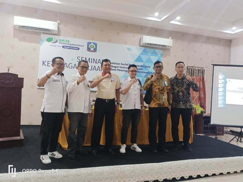 Rangkaiankan Seminar Regional, DPMPTSP Soppeng Launching Sipakalebbi