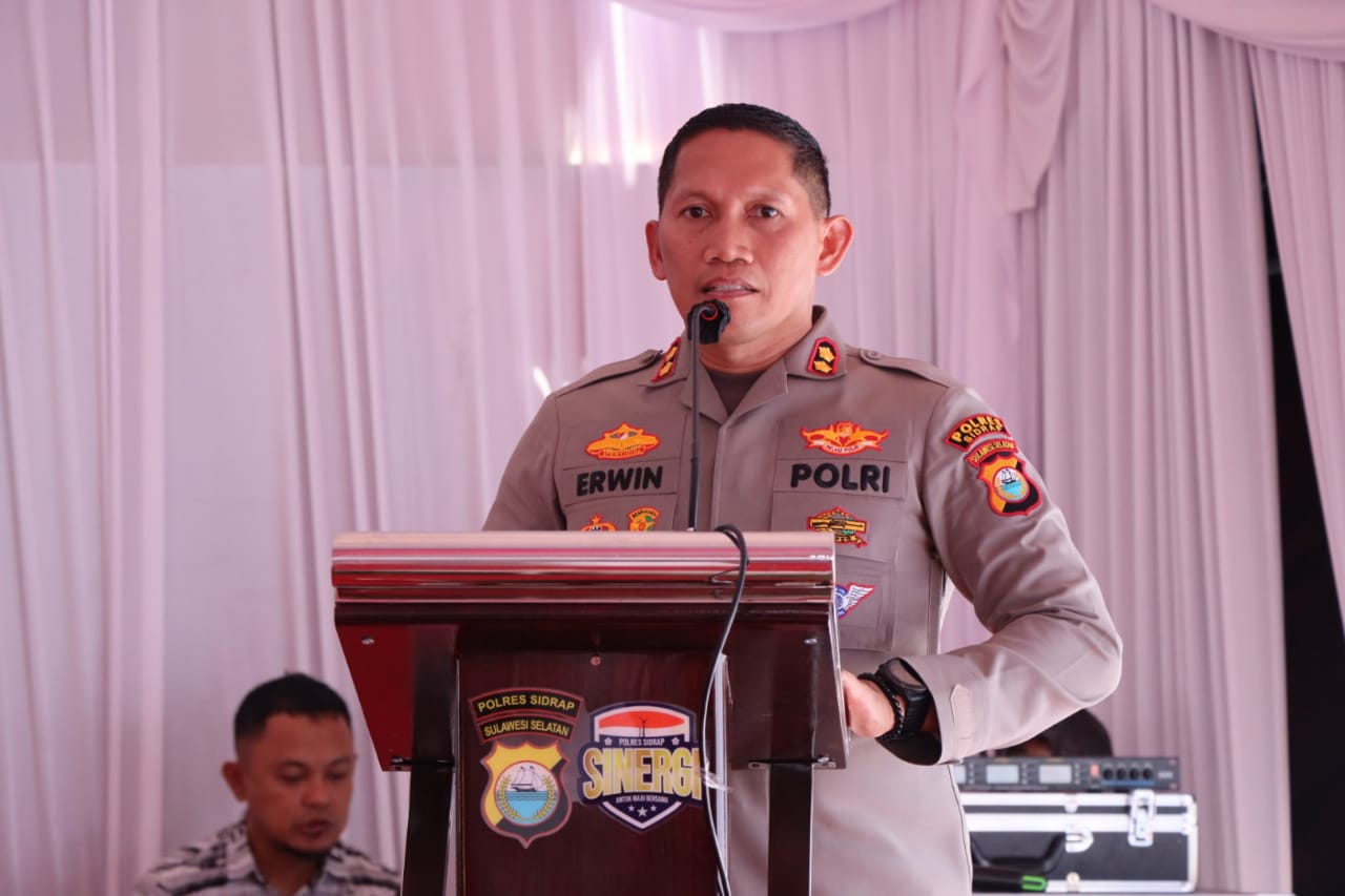 Kapolres Sidrap Minta Personel Tingkatkan Kewaspadaan Terkait Insiden Bom Bunuh Diri