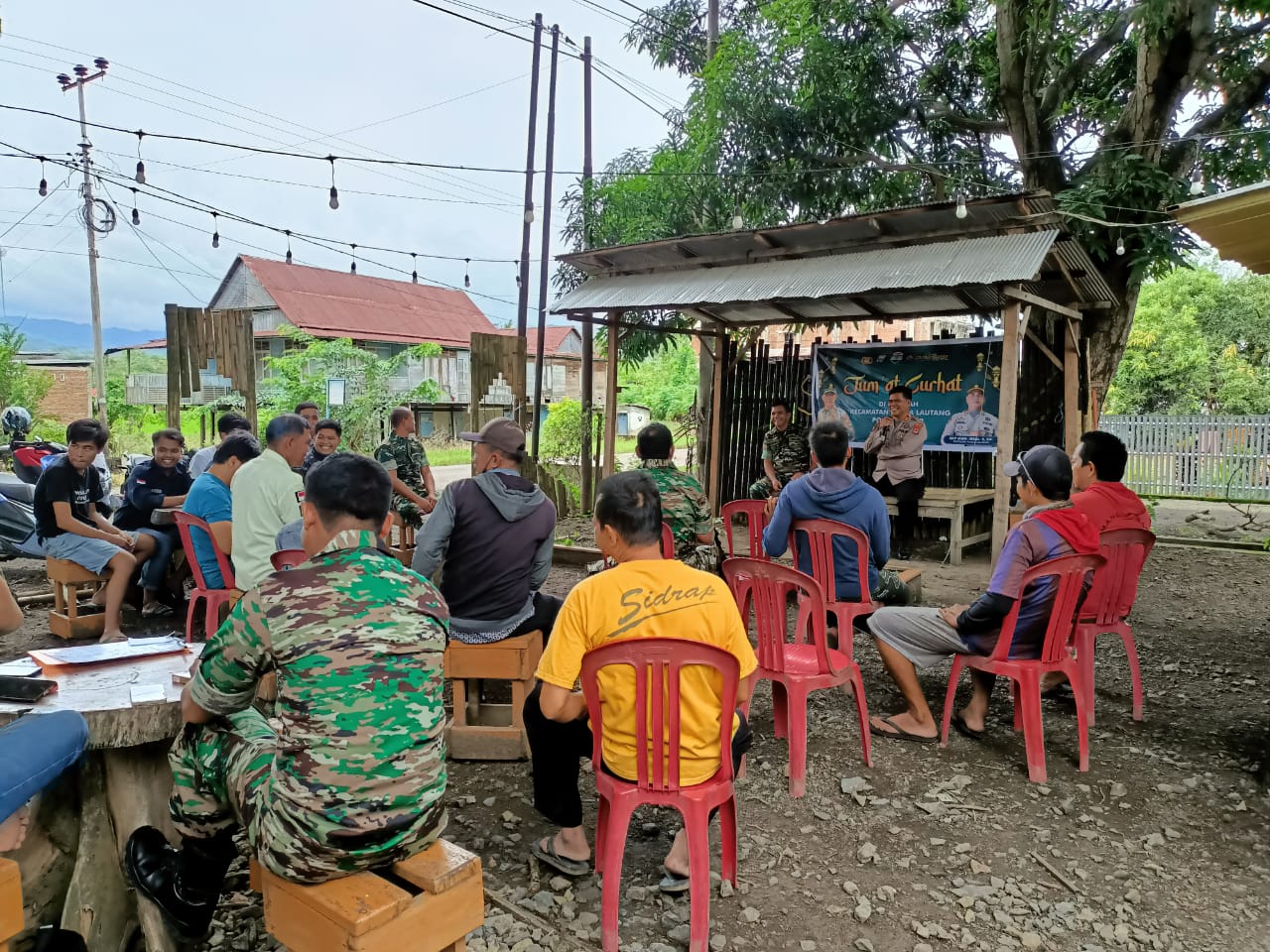 Giat Jumat Curhat, Cara Kapolsek Panca Lautang Sidrap Diskusikan Masalah Kamtibmas