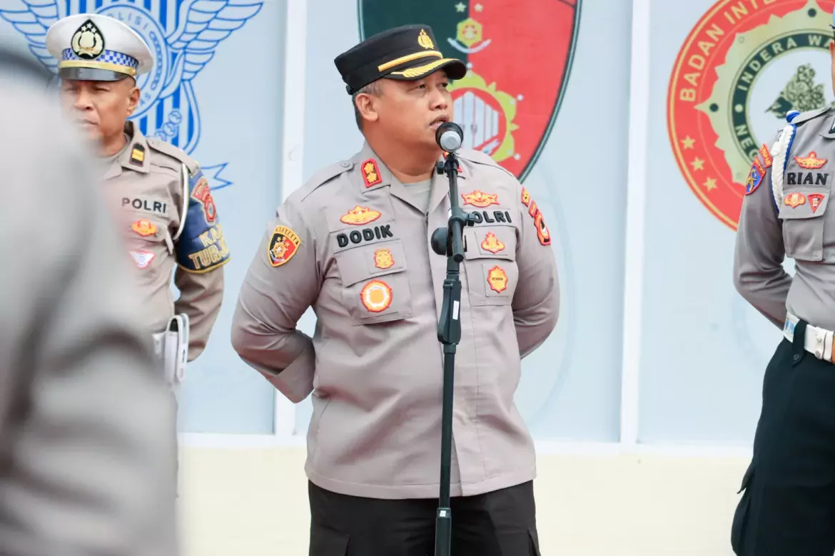 Memasuki Musim Hujan, Kapolres Barru Imbau Warga Waspada Dampak Cuaca Buruk