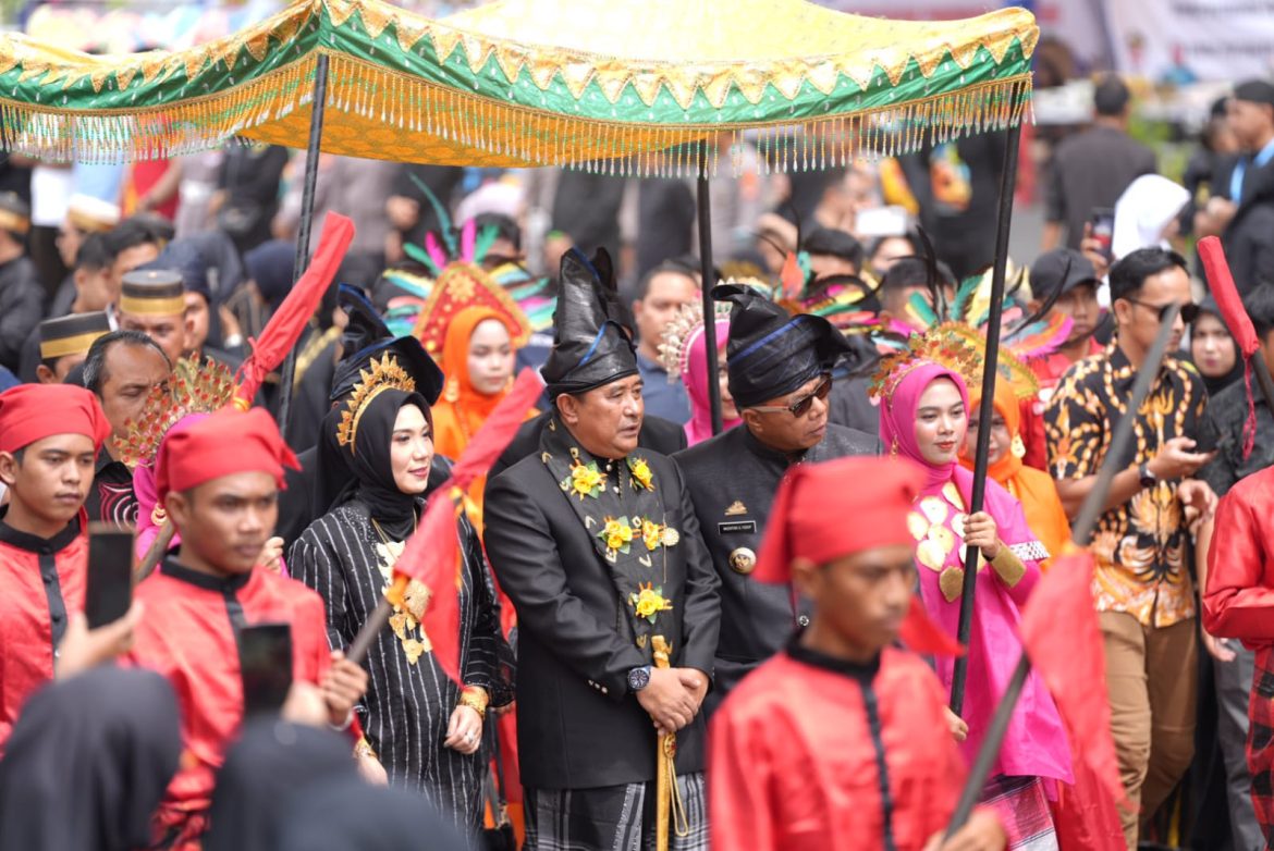 Berlangsung Meriah, Pj Gubernur Sulsel Hadiri Peringatan HUT Bulukumba