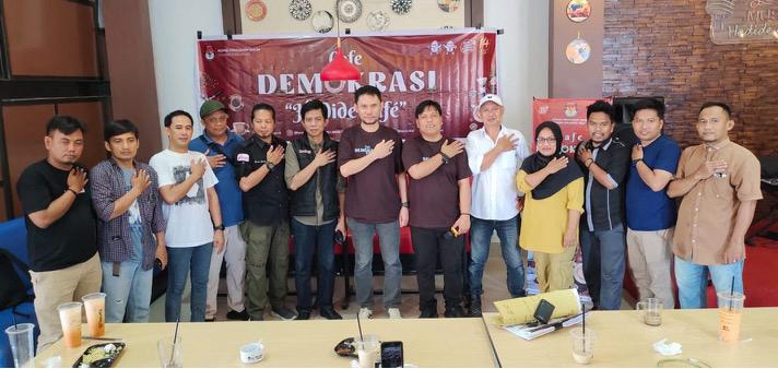 Ciptakan Pemilu Berkualitas, KPU Sidrap Ajak Media dan Mahasiswa Gelar Dialogis Cafe Demokrasi