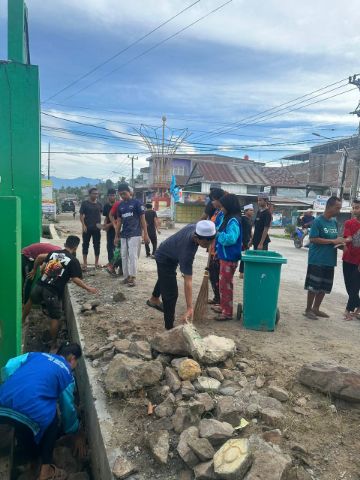 Ciptakan Kamtibmas, Mahasiswa Unisan Sidrap Gelar Bakti Sosial 